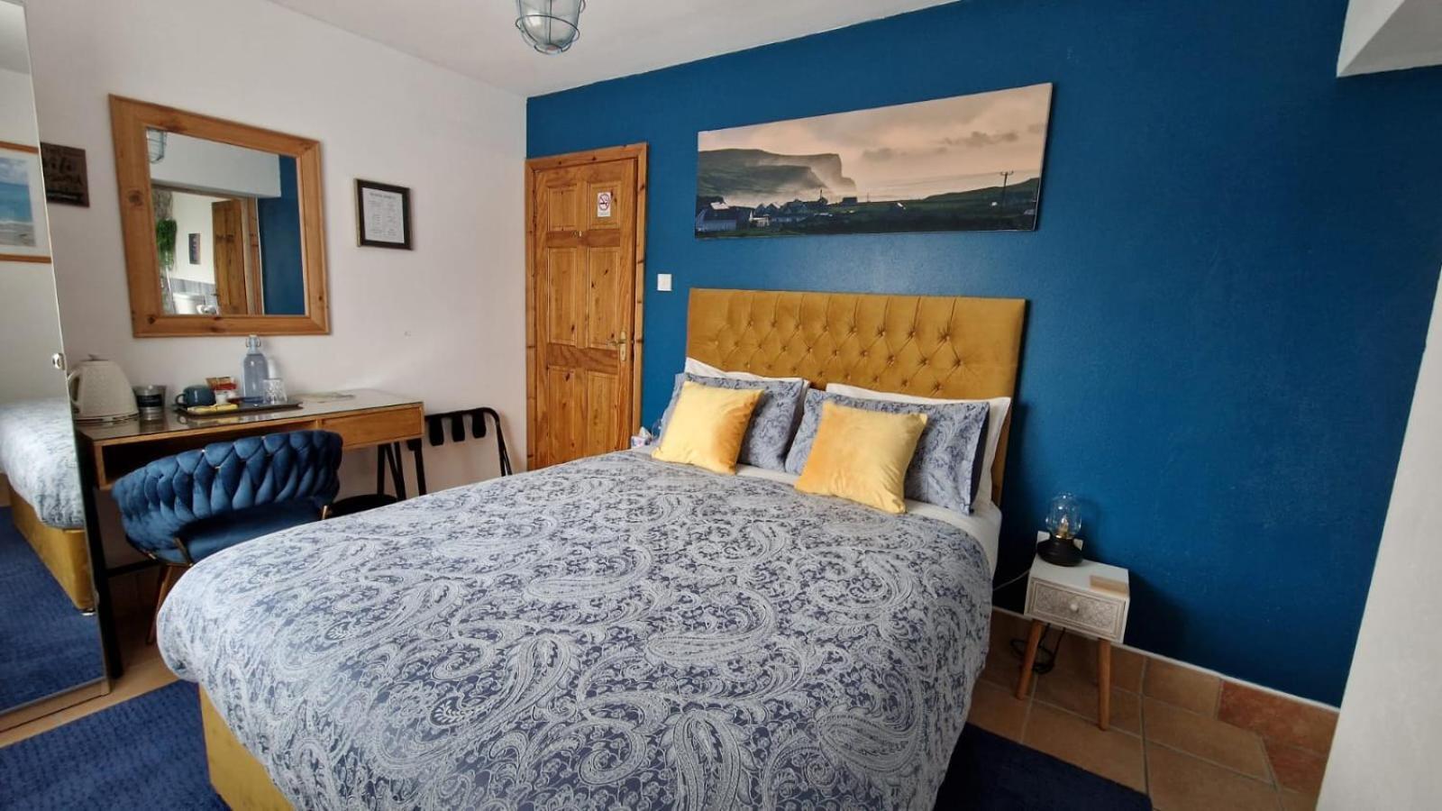 The Sleepy Leprechaun Bed & Breakfast Doolin Exterior photo